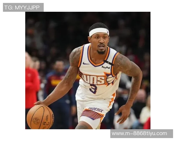 布克全力以赴砍下38分却难救主球队失利表现令人心疼