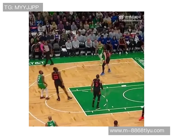 杰伦布朗轻松发挥仅用25分钟便斩获19分6篮板6助攻的精彩表现