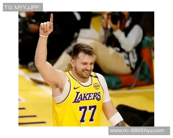 全明星投票揭晓东契奇荣登票王字母哥东部第一詹姆斯西部第八名